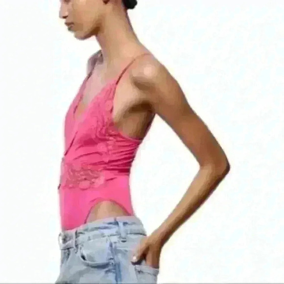 Zara pink  lace bodysuit - Picture 8 of 11